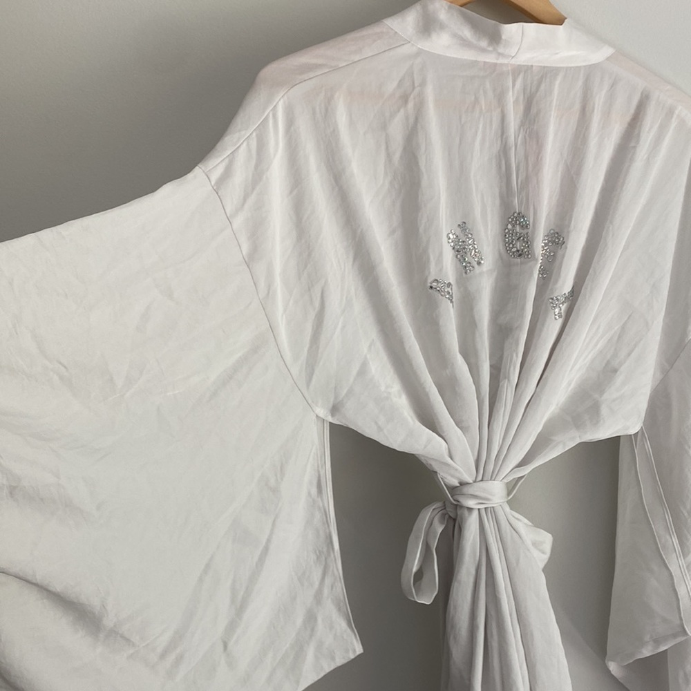 RARE VICTORIAS SECRET ANGEL RHINESTONE ROBE!